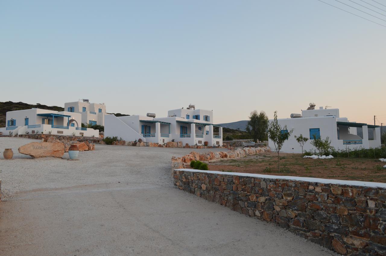 Taxiarchis Studios Agios Georgios  Экстерьер фото